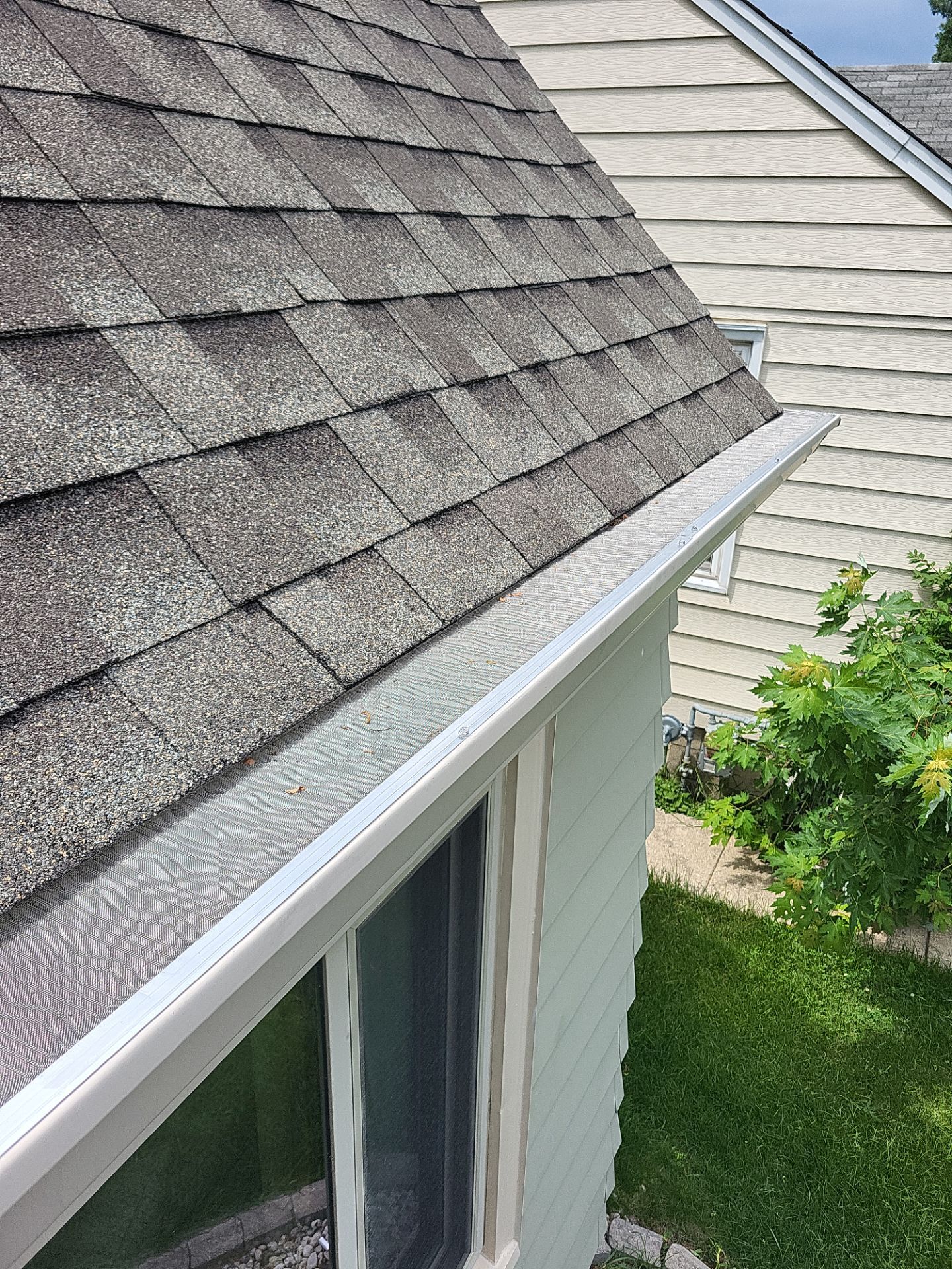 New gutter installation Milwaukee